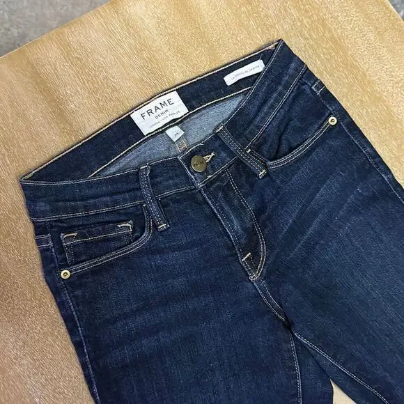 Frame Le Skinny de Jeanne Jeans in Queensway - Picture 2 of 6